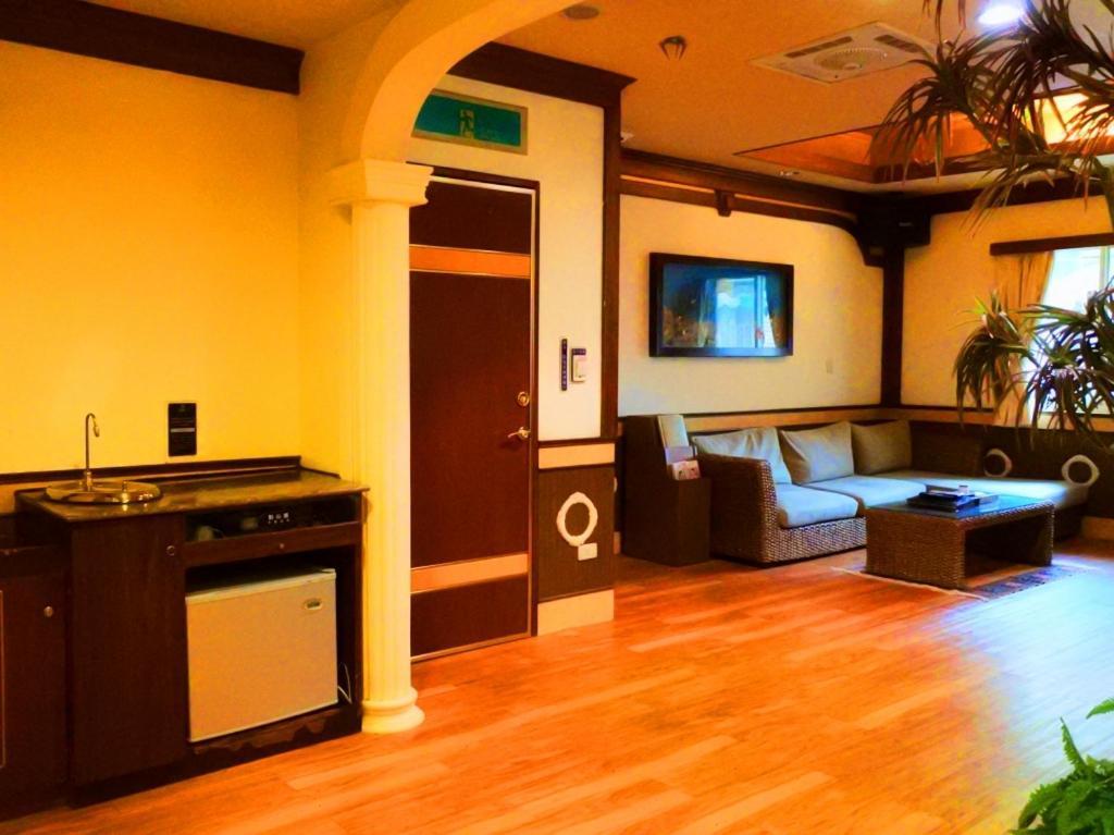 Swan Lake Motel Guishan Dış mekan fotoğraf